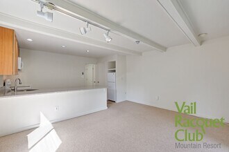 4695 Vail Racquet Club Dr in Vail, CO - Building Photo - Building Photo