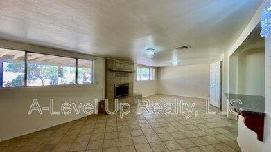 700 W Calle Colado in Tucson, AZ - Building Photo - Building Photo