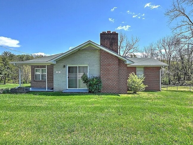 property at 1601 Cherokee Rd