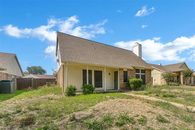 6832 Younger Dr in The Colony, TX - Building Photo
