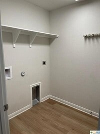 3034 Dade Loop photo'