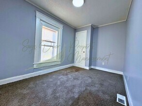 6828 Bales Ave in Kansas City, MO - Foto de edificio - Building Photo