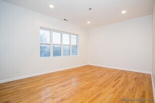 3906 W Belmont Ave, Unit #2 in Chicago, IL - Building Photo