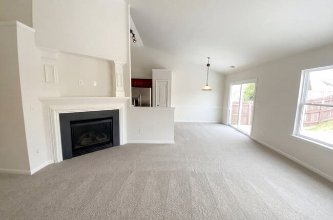 3727 Pimilico Trace Ln in Charlotte, NC - Foto de edificio - Building Photo