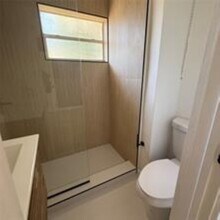 1827 N Dixie Hwy, Unit 2 in Fort Lauderdale, FL - Foto de edificio - Building Photo