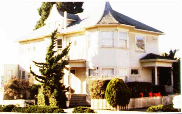 1916 1920, 1922 Vine St in Berkeley, CA - Building Photo