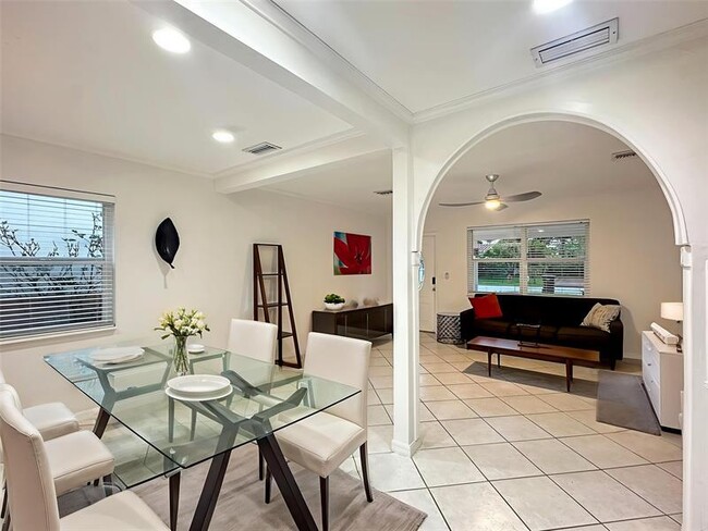 1613 NW 4th Ave in Fort Lauderdale, FL - Building Photo - Building Photo