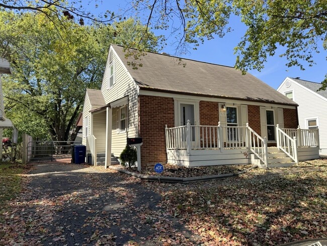 3175 Karl Rd in Columbus, OH - Building Photo - Building Photo
