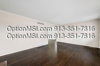 7509 Arlington Ave in Raytown, MO - Building Photo - Building Photo