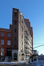 12 Perry Street in New York, NY - Building Photo - Building Photo