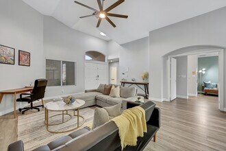 6649 Star View Ct in Las Vegas, NV - Building Photo - Building Photo