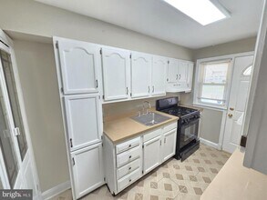 4733 Homesdale Ave in Baltimore, MD - Building Photo - Building Photo