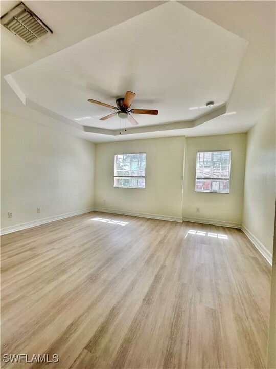 10280 Olivewood Way in Estero, FL - Building Photo