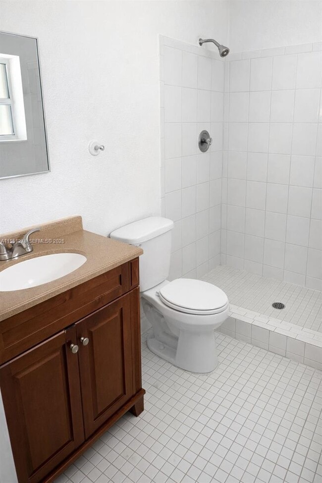 3500 Riverside Dr in Coral Springs, FL - Foto de edificio - Building Photo