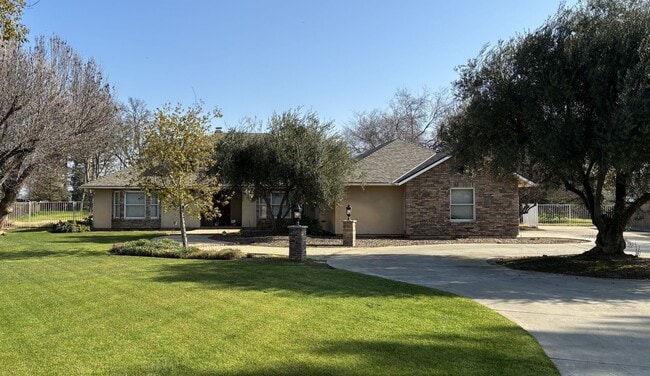 property at 524 Philan Cir