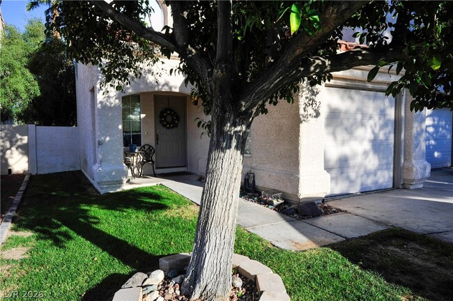 5432 Royal Vista Ln in Las Vegas, NV - Building Photo - Building Photo