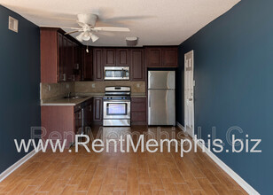 358 E Pkwy N in Memphis, TN - Building Photo - Building Photo