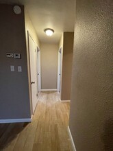119 E Amador St in Fresno, CA - Foto de edificio - Building Photo