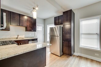 836 E 53rd St-Unit -836-1N in Chicago, IL - Building Photo - Building Photo
