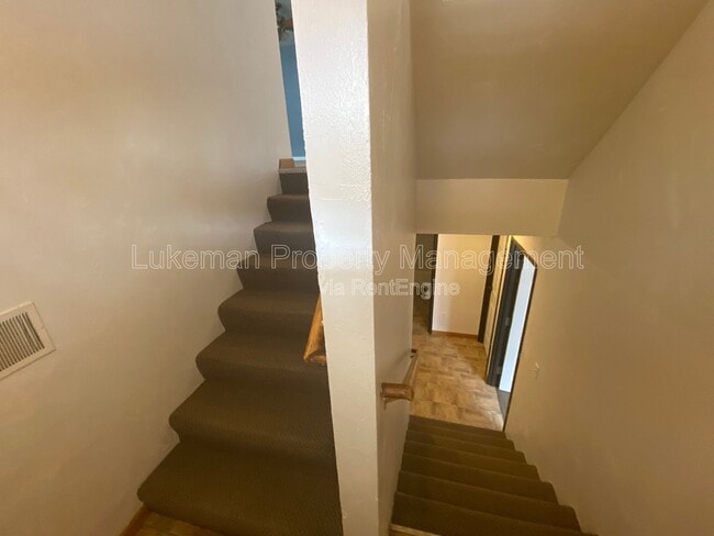 1324-1326 Knollwood Ave in Kalamazoo, MI - Building Photo - Building Photo