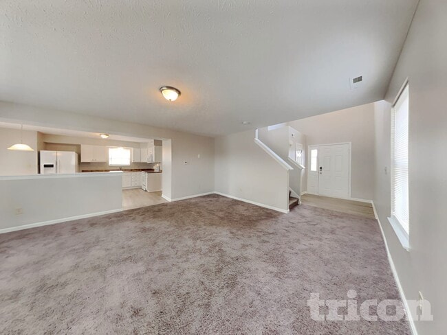 1485 Bluestem Dr in Greenwood, IN - Building Photo - Building Photo