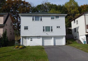 1264 Westcott St in Syracuse, NY - Building Photo