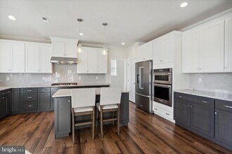 114 Sweetwater Wy in Malvern, PA - Building Photo - Building Photo