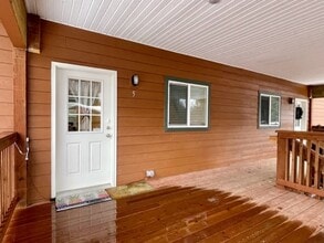 4401 Riverside Dr in Juneau, AK - Building Photo - Building Photo