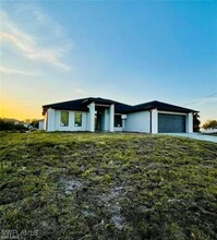 417 Progress Ave in Lehigh Acres, FL - Building Photo - Building Photo