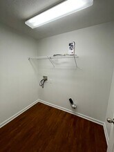 7935 Bombay Ln in Indianapolis, IN - Building Photo - Building Photo