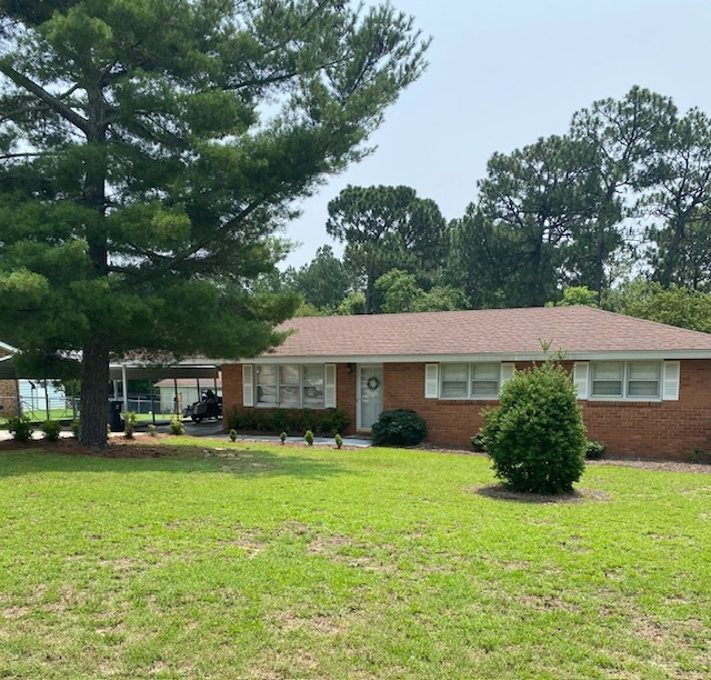 205 Hillsdale Dr in Hartsville, SC - Building Photo