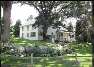 5749 Lake Elmo Ave N in Lake Elmo, MN - Building Photo - Building Photo