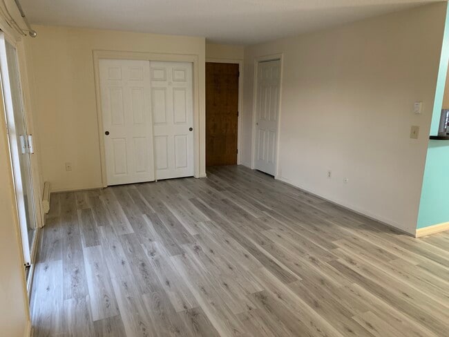 35 Seminary Hill Rd in Lebanon, NH - Building Photo - Building Photo