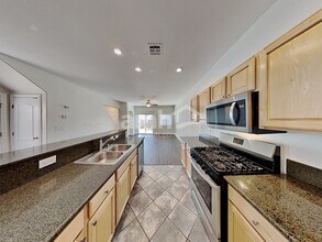8892 Happy Stream Ave in Las Vegas, NV - Building Photo - Building Photo