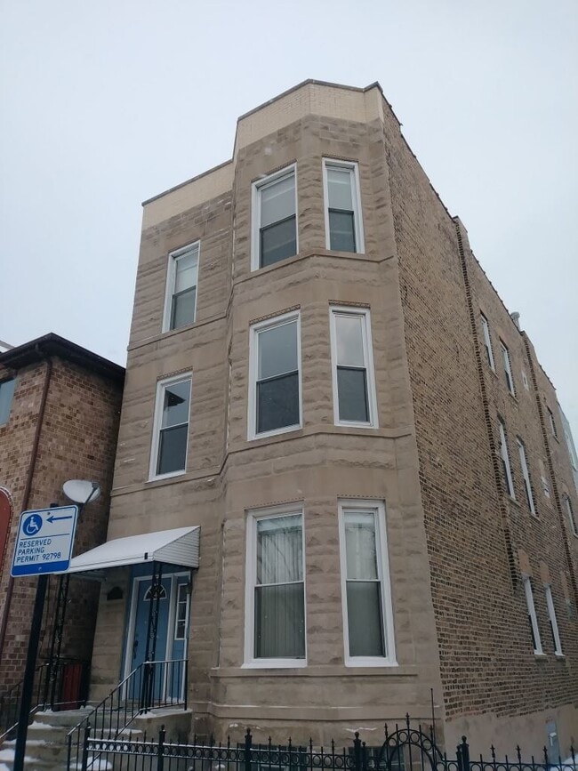 property at 3013 S Wells St
