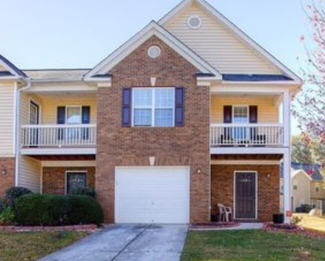 property at 1981 Manhattan Pky