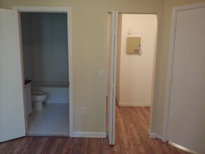 3760 N Jog Rd, Unit 202 in West Palm Beach, FL - Foto de edificio - Building Photo