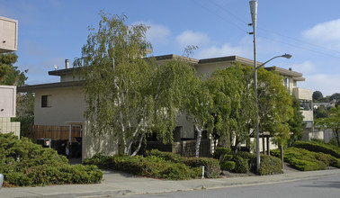 Palos Verdes Apt in San Mateo, CA - Foto de edificio - Building Photo