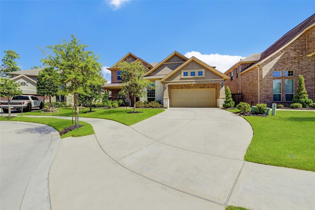 14926 Samuel Springs Ln in Houston, TX - Building Photo