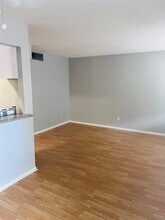 3224 Timmons Ln in Houston, TX - Foto de edificio - Building Photo