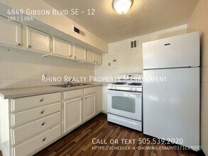 4849 Gibson Blvd SE in Albuquerque, NM - Foto de edificio - Building Photo