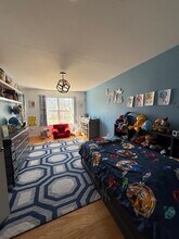 334 Bowler Ct in Piscataway, NJ - Building Photo - Building Photo