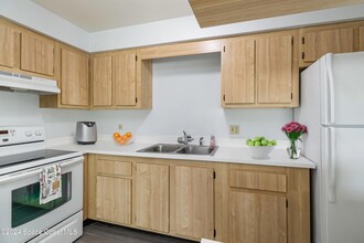 1350 Westover St-Unit -102 in Melbourne, FL - Building Photo - Building Photo