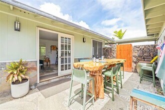 337 N Kainalu Dr in Kailua, HI - Building Photo - Building Photo