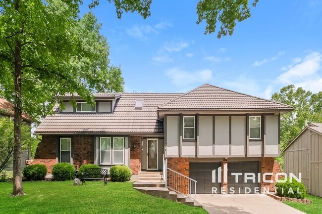 property at 12839 Locust St