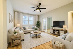 11 W 44th St in Bayonne, NJ - Building Photo