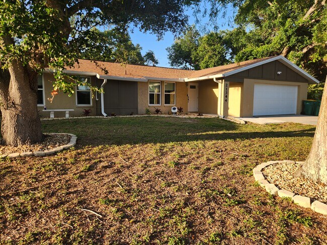 21344 Wardell Ave in Port Charlotte, FL - Building Photo - Building Photo