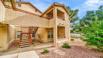 520 Arrowhead Trail in Henderson, NV - Building Photo