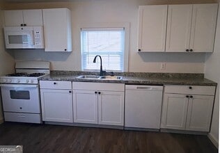 186 Brannon St in Whitesburg, GA - Building Photo - Building Photo