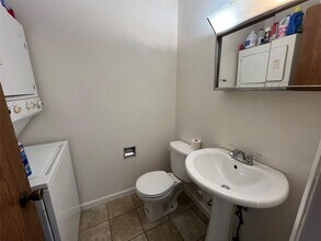 24 Hudson Heights Dr in Poughkeepsie, NY - Building Photo - Building Photo